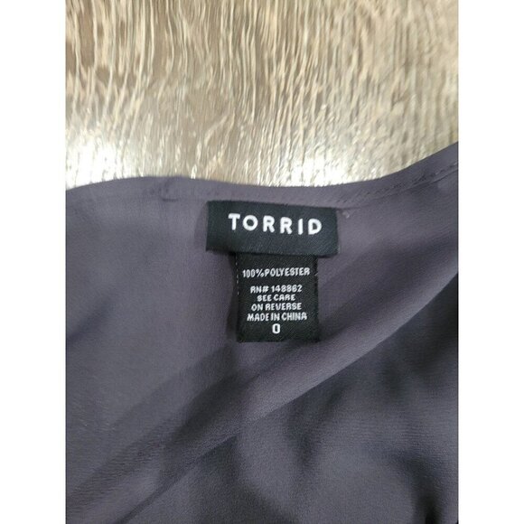 Torrid‎ grey shirt size 0 #2 - Picture 2 of 3